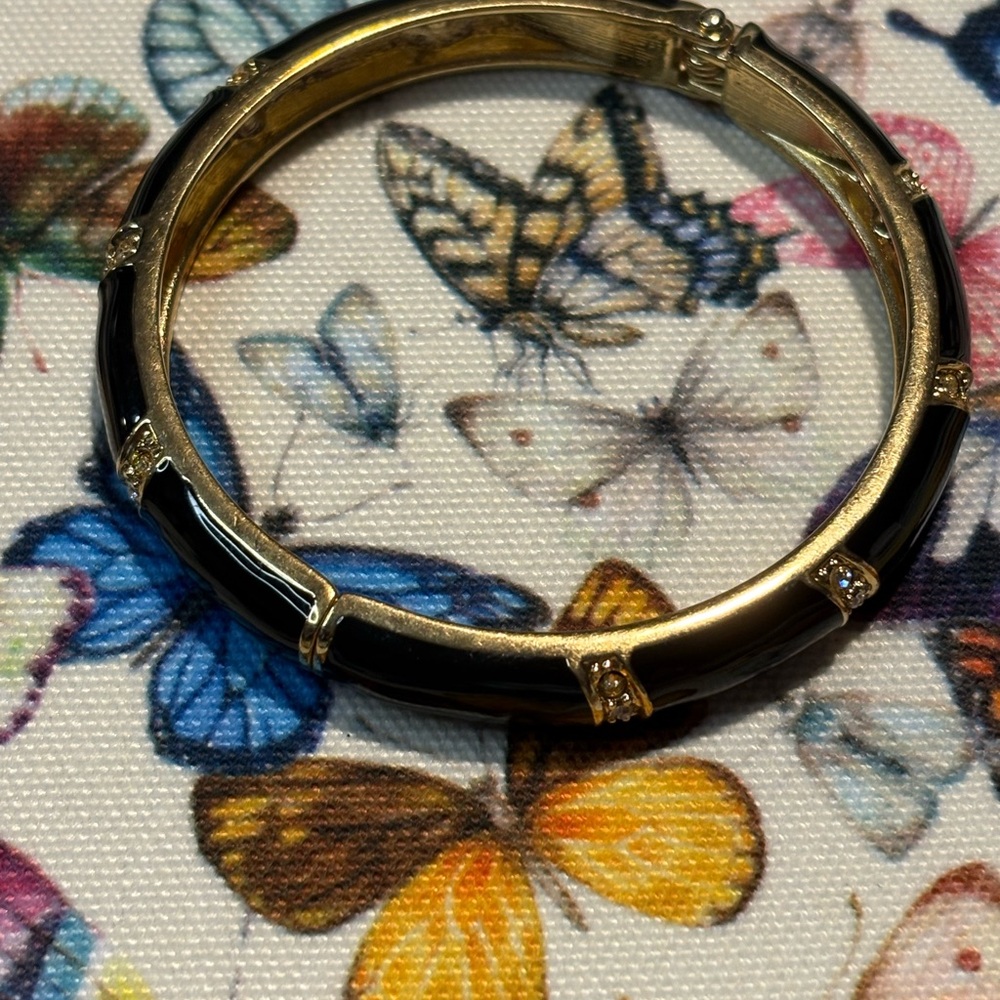 Elegant Black and Gold Bangle Bracelet